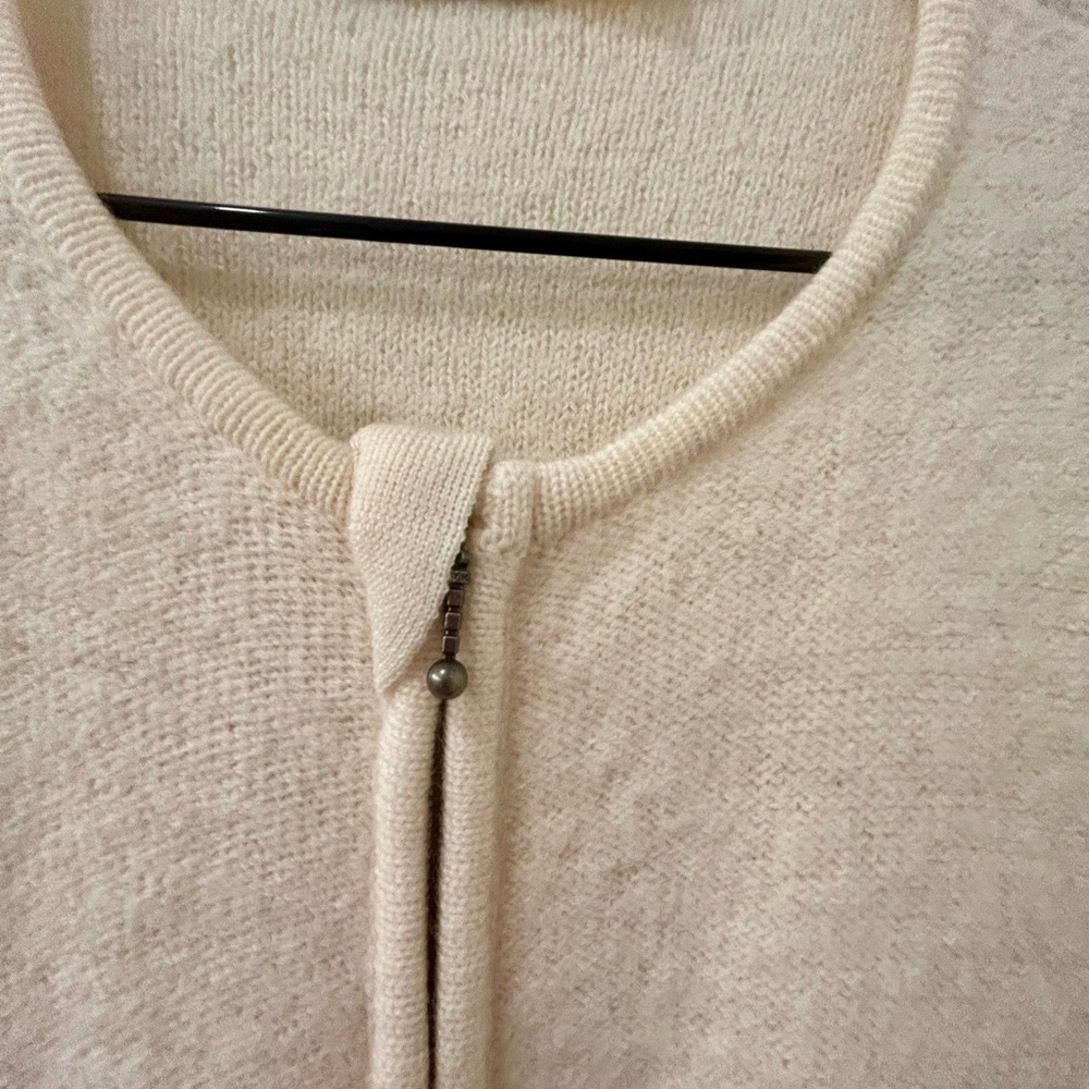 Cabela's Wool Sweater - Picture 2 of 6